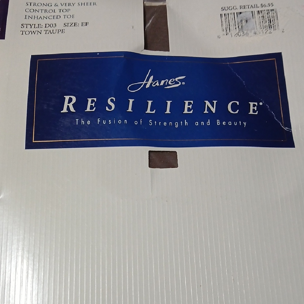 1995 Hanes Resilience Sheer Pantyhose in Taupe
